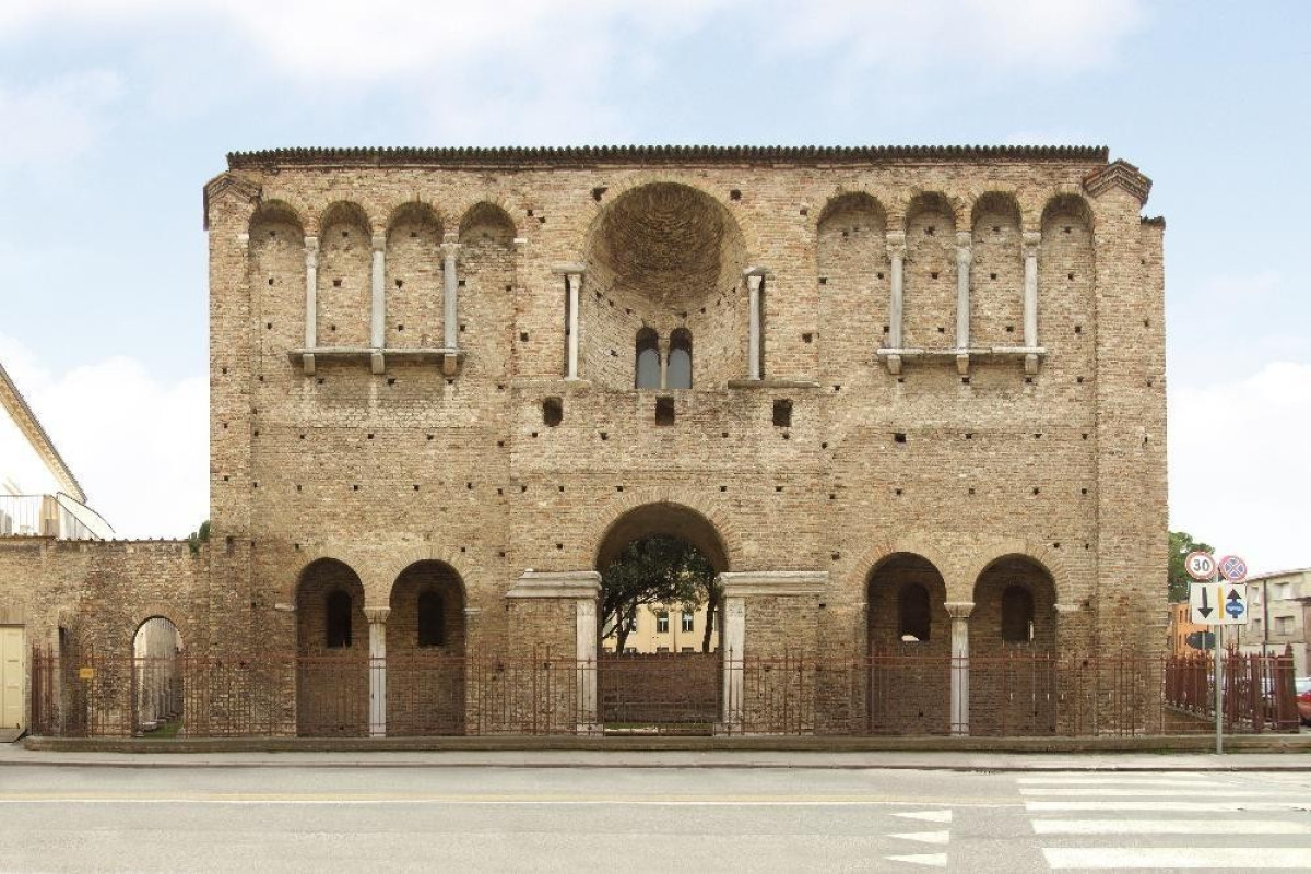 Palazzo Di Teodorico Ravenna Viaggiart