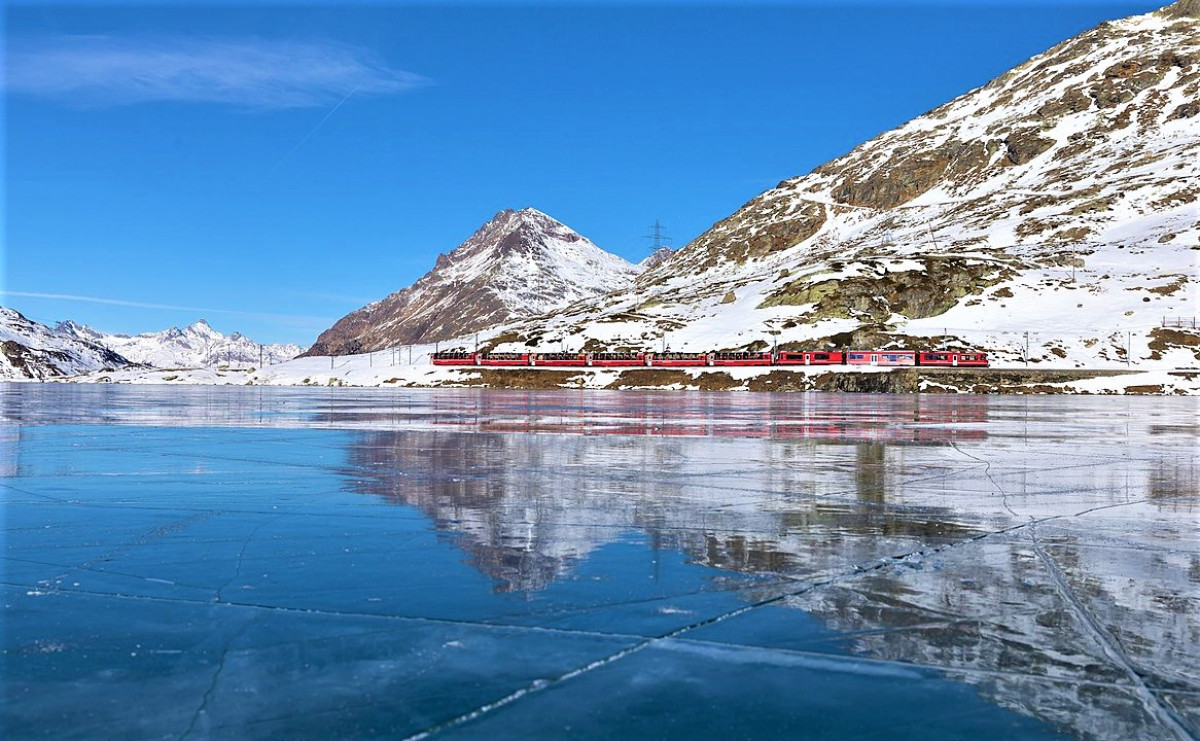 Viaggio sul Trenino Rosso del Bernina percorso e prezzi ViaggiArt Viaggio sul Trenino Rosso del Bernina percorso e prezzi ViaggiArt