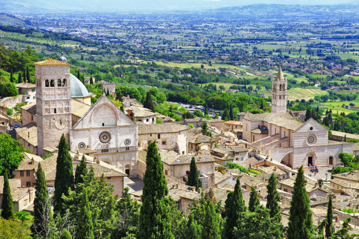 Tour Dell'Umbria In Auto Fai Da Te | ViaggiArt