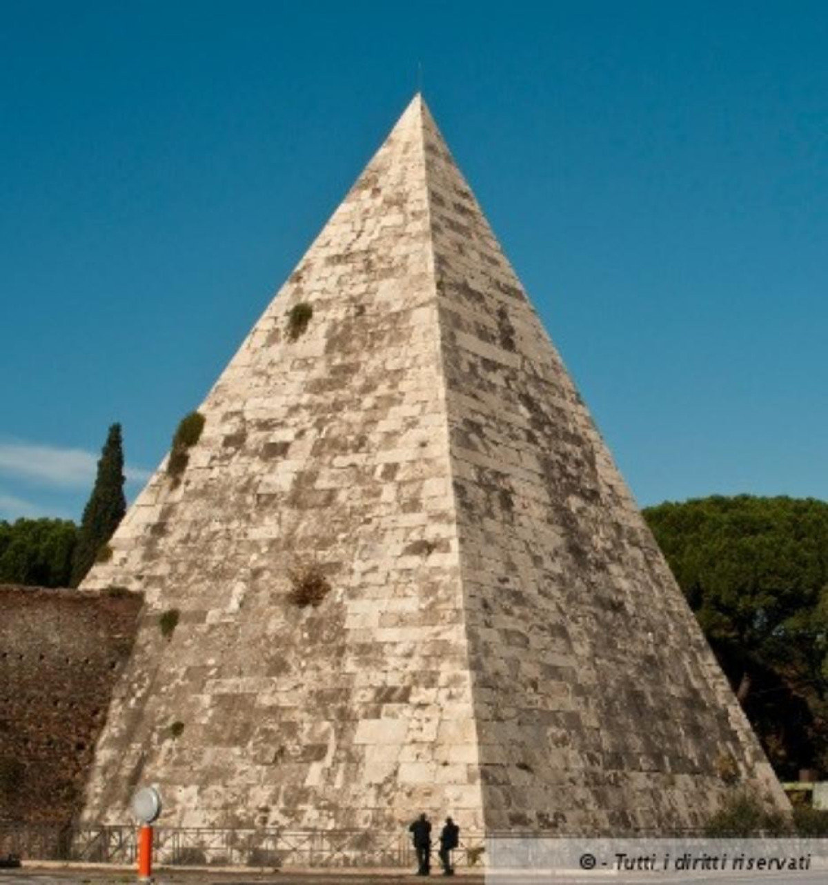 Piramide di Caio Cestio (Roma) ViaggiArt