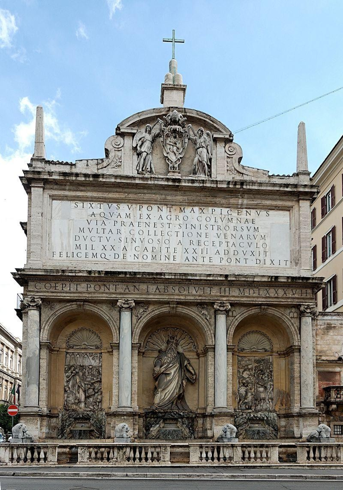 Fontana Dell Acqua Felice Roma Viaggiart