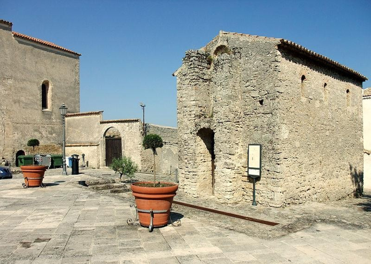 Chiesa Di San Giovanni Crisostomo Chiesa di San Giovanni Crisostomo (o San Giovannello) (Gerace) | ViaggiArt