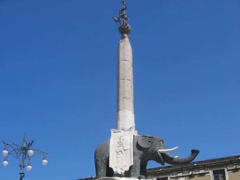 Fontana Dell Elefante Viaggiart