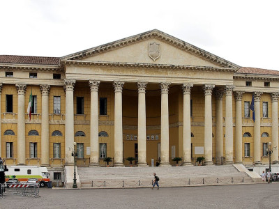 CC BY-SA Di © José Luiz Bernardes Ribeiro /, CC BY-SA 4.0, https://commons.wikimedia.org/w/index.php?curid=52337810