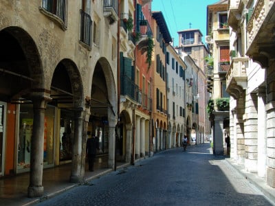 CC BY-SA Di Aqwis - Opera propria, CC BY-SA 3.0, https://commons.wikimedia.org/w/index.php?curid=8015782