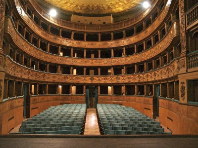 Teatro del Pavone. Interno. Veduta della sala Bovini, Mirko; jpg; 3264 pixels; 2448 pixels