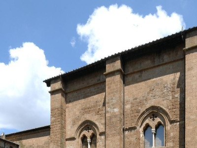 Veduta esterna. Ingresso Fedeli, Marcello; jpg; 1417 pixels; 2126 pixels