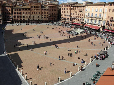 Immagine descrittiva - https://commons.wikimedia.org/wiki/User:Sailko