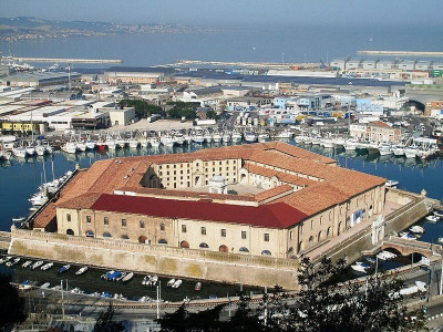 Immagine descrittiva - https://commons.wikimedia.org/wiki/User:Claudio.stanco