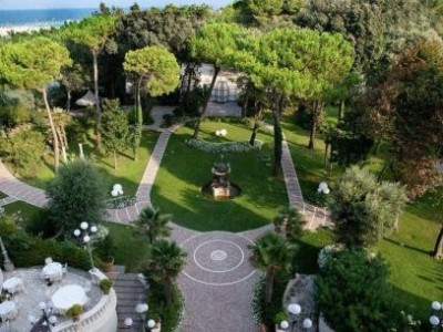Immagine descrittiva - http://i.galahotels.com/2/3/6/9/3/1/0/139632/Y/1021.jpg