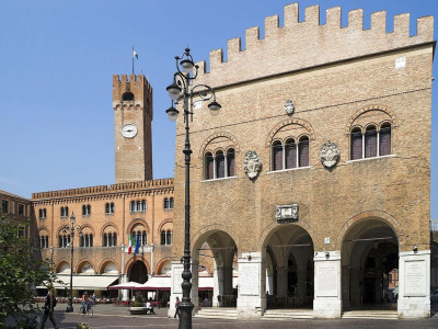 Citta Natale Di Achille.A Treviso Restaurate Due Opere Futuriste Achille Funi Veneto Ansa It