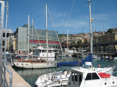 Immagine descrittiva - https://commons.wikimedia.org/wiki/User:Twice25
