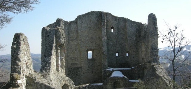 Castello di Canossa e Museo nazionale "Naborre Campanini"