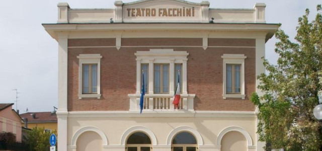 Teatro comunale Weber Facchini