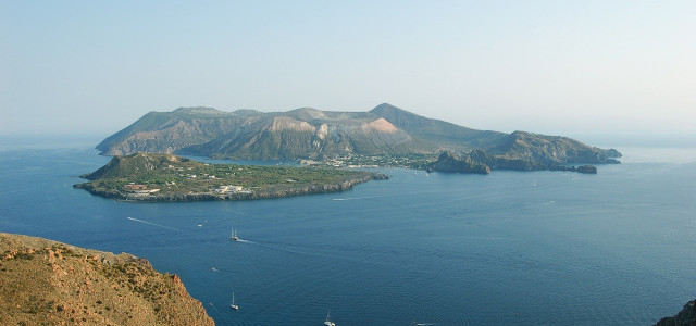 Isole Eolie - Lipari, Vulcano, Salina, Stromboli, Filicudi, Alicudi e Panarea  (Sito UNESCO)