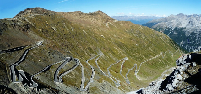 Toccare il cielo con un dito: dallo Stelvio a Bormio