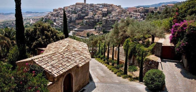 Badolato, il Borgo degli Angeli adottato dagli stranieri