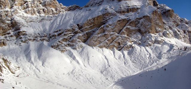 Scivolando sugli sci: sulla neve con ViaggiArt