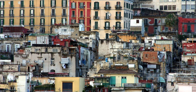 Oggi è Napoli