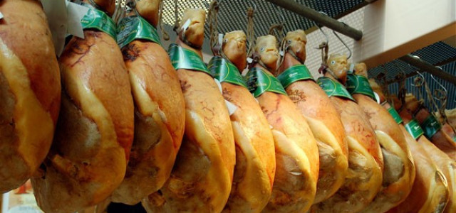 Prosciutto di Parma: crudo o cotto, basta sia di Parma