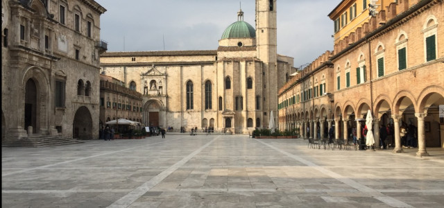 Una passeggiata ad Ascoli Piceno, “Città delle Cento Torri”