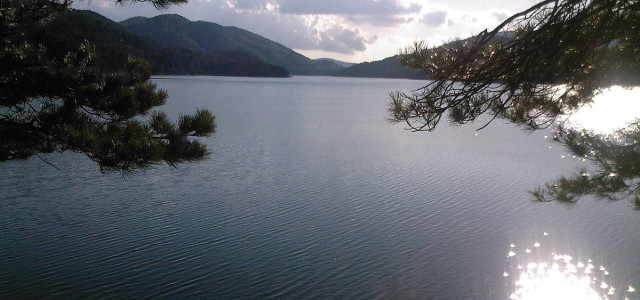 Lago Ampollino