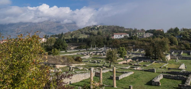 Area Archeologica di Alba Fucens