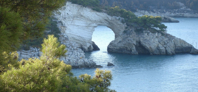 Arco di San Felice e Grotte Marine