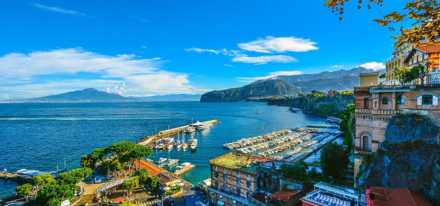 Sorrento incontra...il Natale, con “M’illumino d’Inverno”