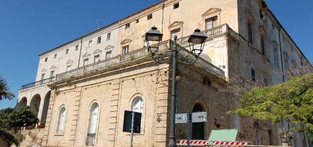 Palazzo d'Avalos