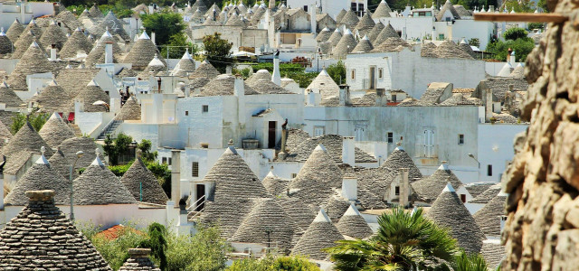 Itria: la Valle dei Trulli, Patrimonio dell’Umanità, e del Bosco delle Pianelle