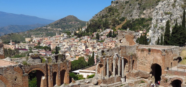 Vacanza a Taormina, l'incantevole Perla del Mediterraneo