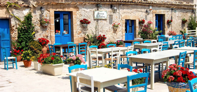 Marzamemi, l'antico borgo marinaro della Sicilia