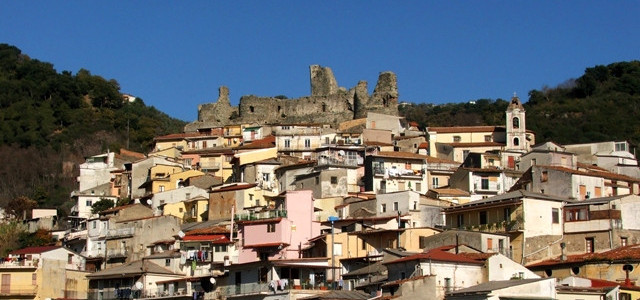 Castello Normanno Svevo - Rione San Teodoro