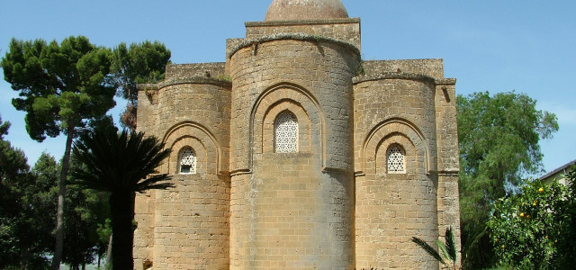 Chiesa della Cantissima Trinità di Delia