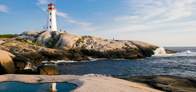Where to sleep in a lighthouse: from Brittany to Italy