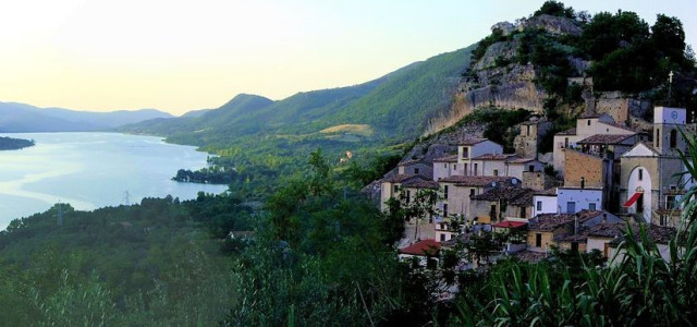 Cosa vedere a Bomba: il Lago di Bomba e il suo circondario