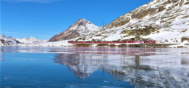 Viaggio sul Trenino Rosso del Bernina: percorso e prezzi
