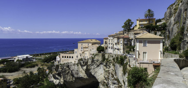 Amantea, un gioiello della costa tirrenica calabrese