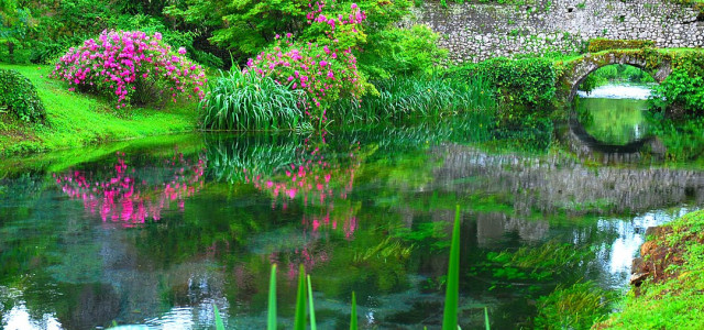 Visita ai Giardini di Ninfa: orari, prezzi e biglietti