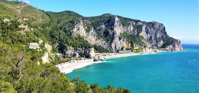 Baia dei Saraceni: la perla di Finale Ligure