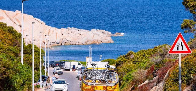 Andare in Sardegna in macchina: cosa sapere