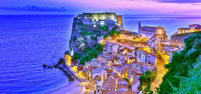 ViaggiArt - Racconta l'Italia: Scilla, da mostro marino a bellezza mondiale
