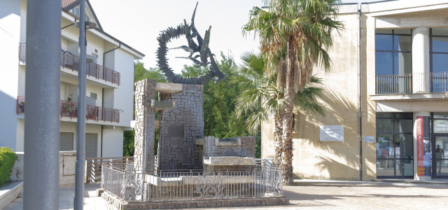 Monumento all'Emigrante