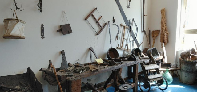 Mostra permanente di arnesi e strumenti della civiltà contadina