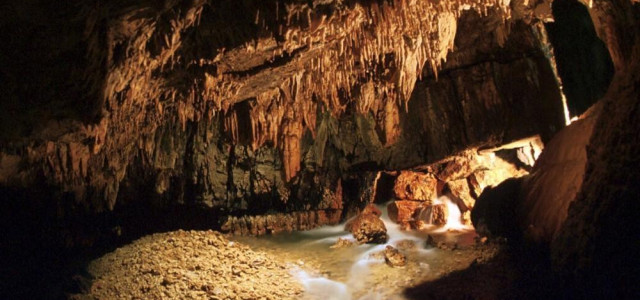 MUSEO DI SPELEOLOGIA 'V. RIVERA' E GROTTE DI STIFFE