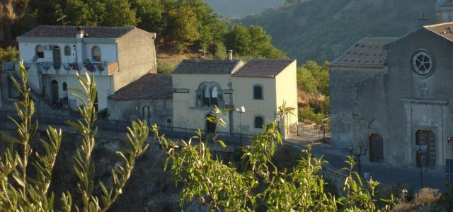 MUSEO COMUNALE CITTÀ DI SAVOCA STORICO-ETNO-ANTROPOLOGICO