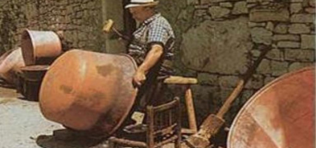 Museo per l'Arte del Rame e del Tessuto