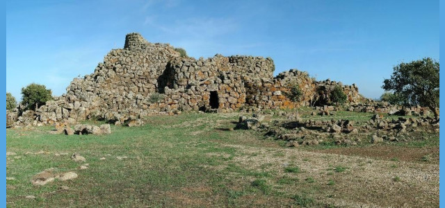 Nuraghe Arrubiu