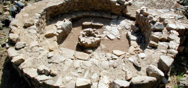 Nuraghe e villaggio nuragico La Prisgiona